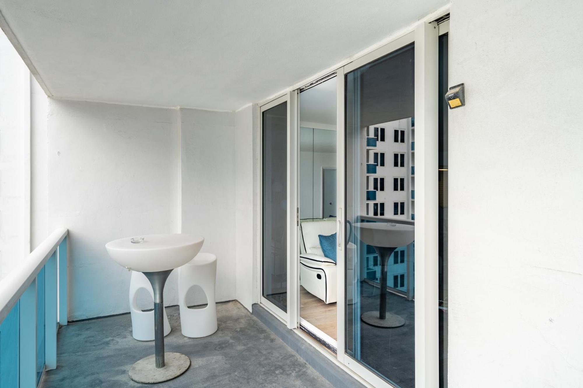 Aparthotel 1 Bedroom Private At Roney Palace -804 Miami Beach