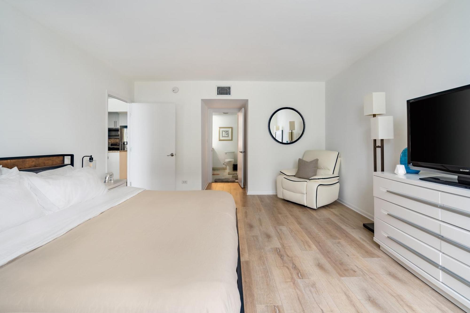 1 Bedroom Private At Roney Palace -804 Aparthotel Miami Beach