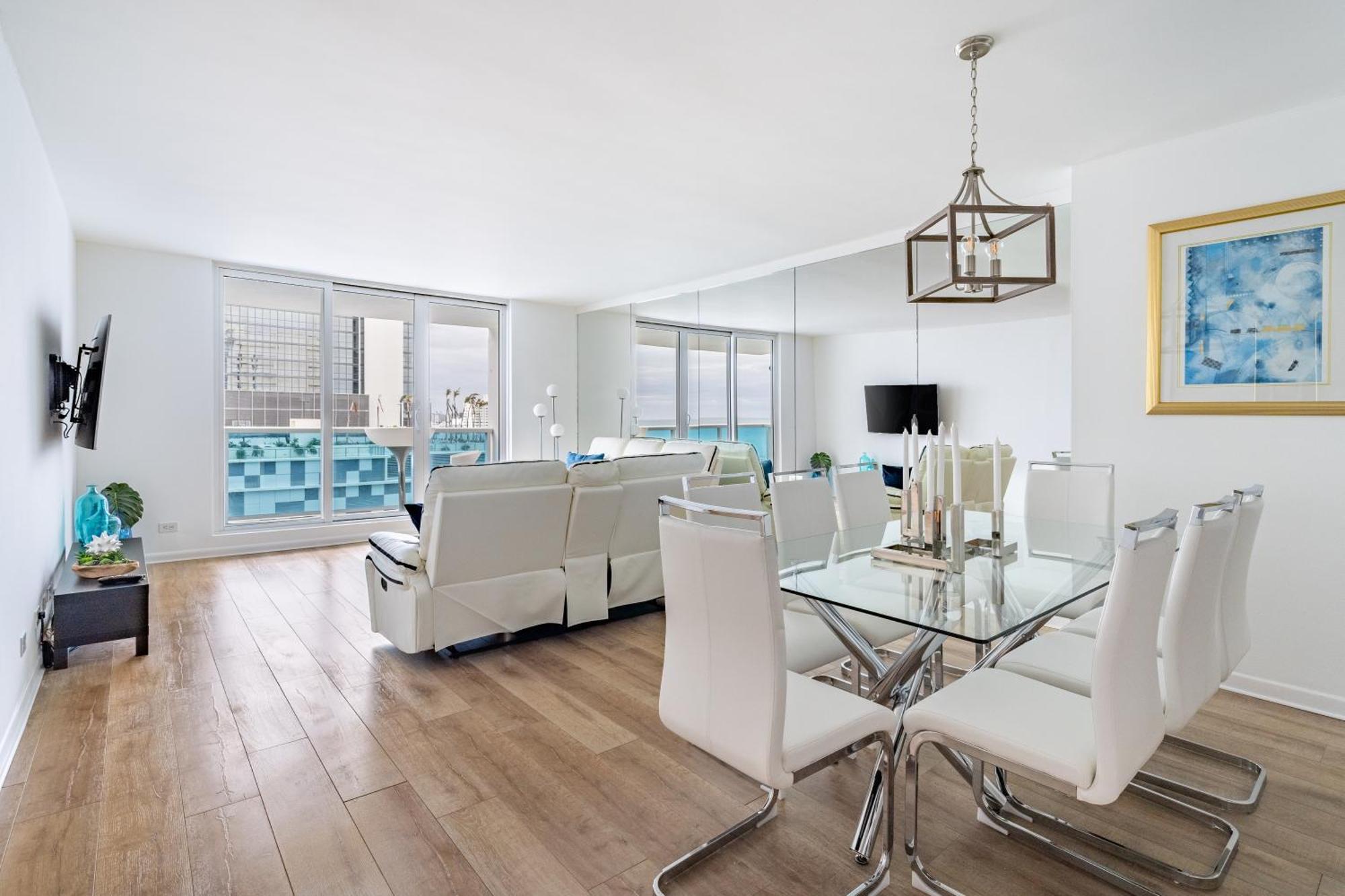1 Bedroom Private At Roney Palace -804 Miami Beach